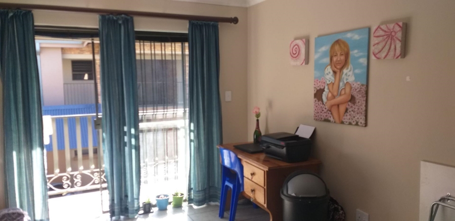 1 Bedroom Property for Sale in Die Bult North West